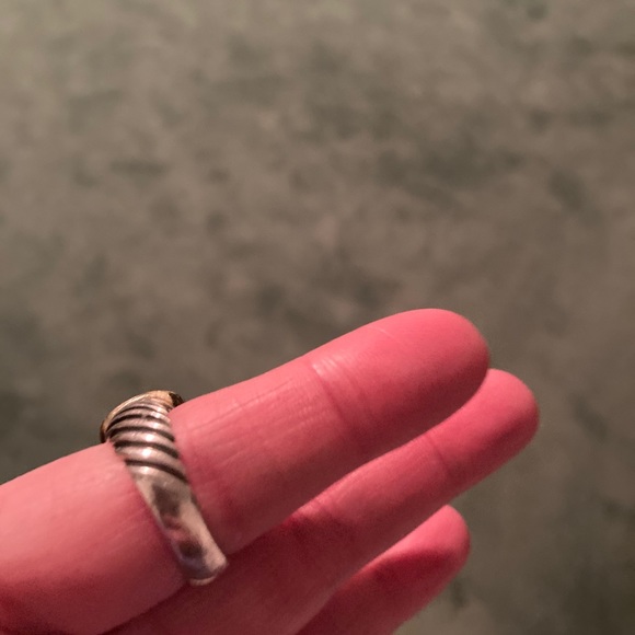 David Yurman ring - Picture 3 of 6